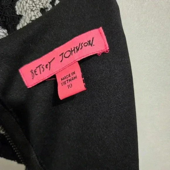 Betsey Johnson Black & Gray Cap Sleeve Sheath Midi Lace Dress - Sz 10 - Picture 6 of 10